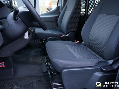 Used 2023 Ford Transit 250 Low Roof AWD w/ Exterior Upgrade Package image 19