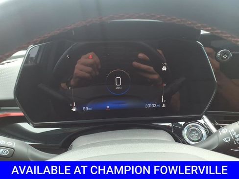 Used 2024 Chevrolet Trax RS w/ Driver Confidence Package FWD image 18