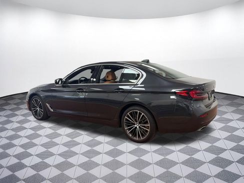 Certified 2023 BMW 530i xDrive w/ Premium Package image 3