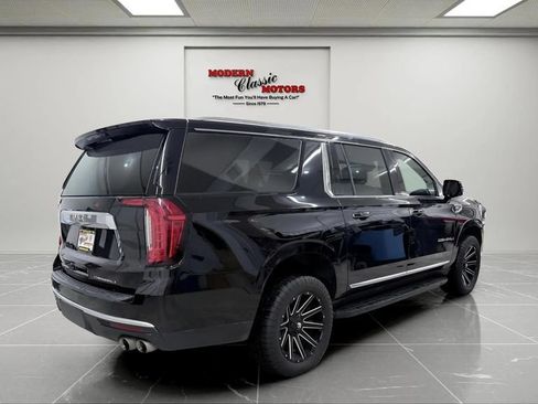 Used 2022 GMC Yukon XL Denali AWD/4WD image 2