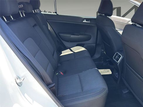 Used 2017 Kia Sportage LX AWD/4WD image 26