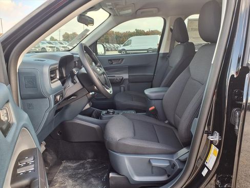 New 2025 Ford Maverick XL w/ Equipment Group 102A image 17