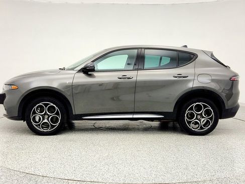 Used 2024 Alfa Romeo Tonale Ti image 8