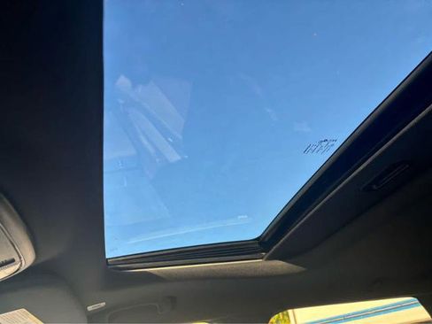 Used 2022 Dodge Durango GT image 23