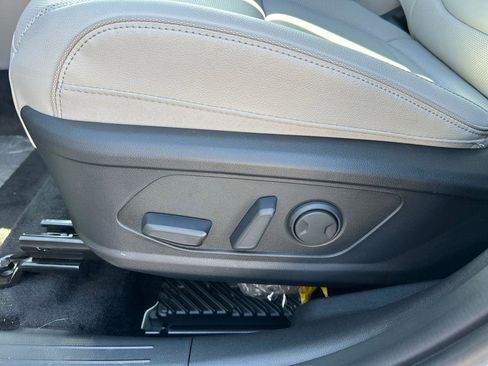 New 2026 Hyundai Tucson Limited AWD/4WD image 16