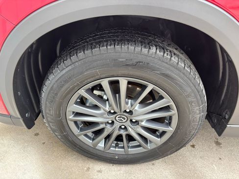 Used 2021 MAZDA CX-5 Touring image 12