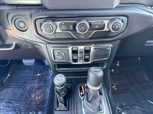 Used 2021 Jeep Wrangler Unlimited Sport image 29