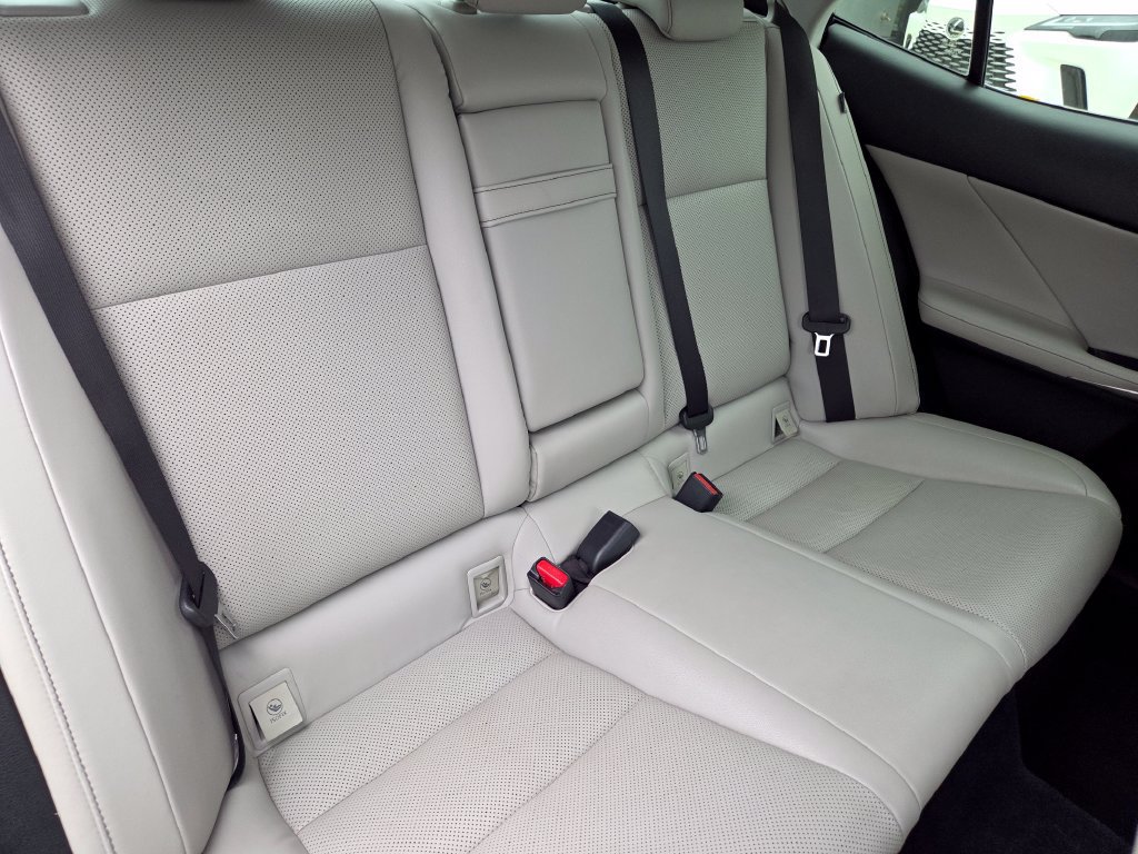 Used 2014 Lexus IS 250 AWD w/ Navigation Package image 29
