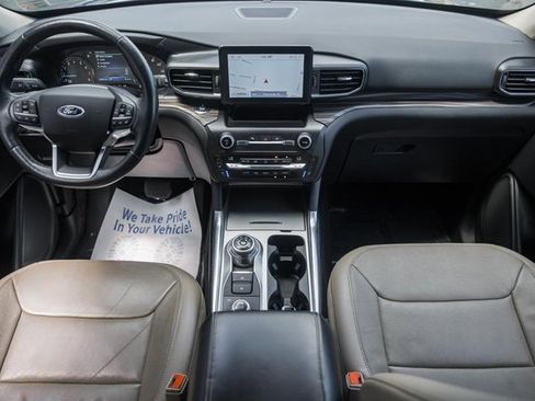Used 2020 Ford Explorer Limited image 26
