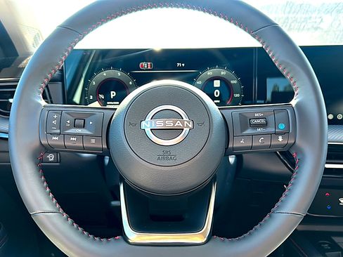 New 2026 Nissan Kicks SR image 17