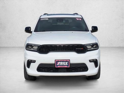 Used 2023 Dodge Durango GT image 2