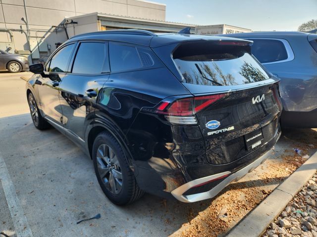 Certified 2024 Kia Sportage SX FWD image 3