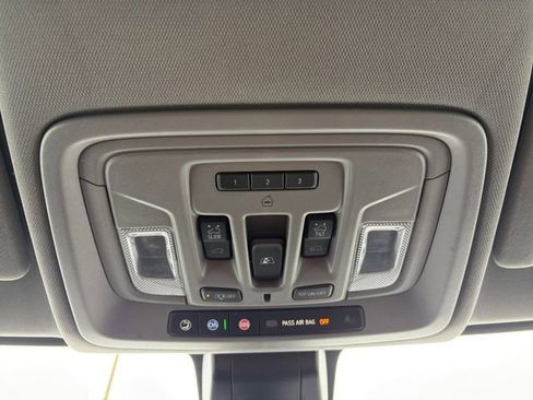 Used 2021 GMC Sierra 2500 Denali w/ Denali Ultimate Package image 11