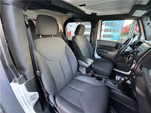 Used 2017 Jeep Wrangler Sport w/ Quick Order Package 24S image 24