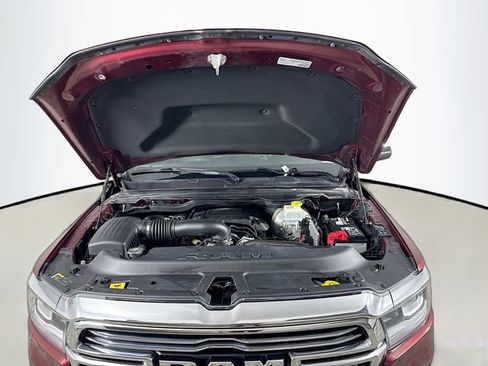 Used 2019 RAM 1500 Laramie RWD image 30