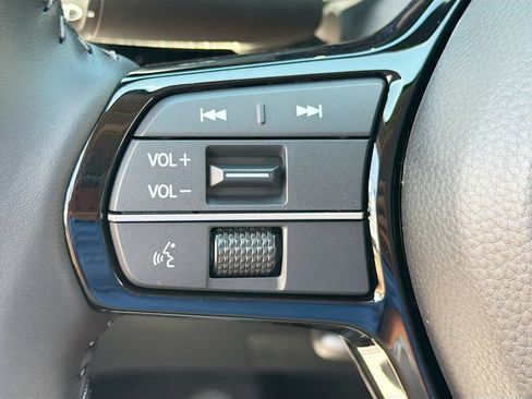 Used 2026 Honda CR-V EX-L image 16