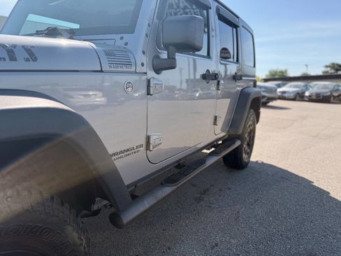 Used 2015 Jeep Wrangler Unlimited Sport image 8