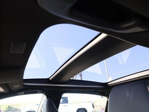 Used 2024 Toyota Crown image 8