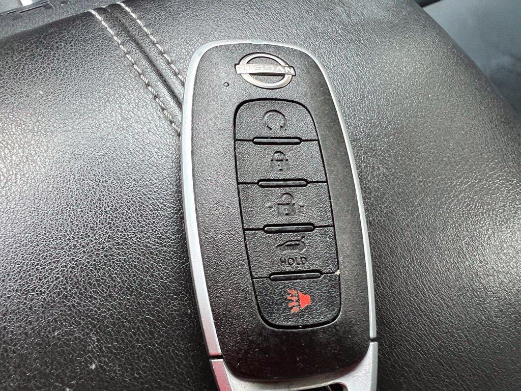 Used 2023 Nissan Pathfinder SL AWD/4WD image 50