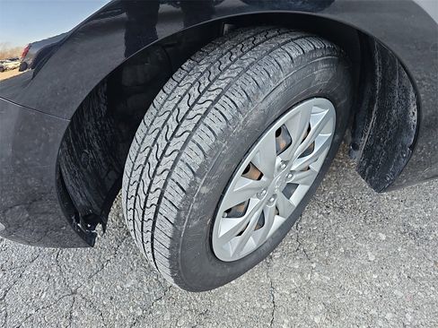 Used 2020 Hyundai Accent SE image 30