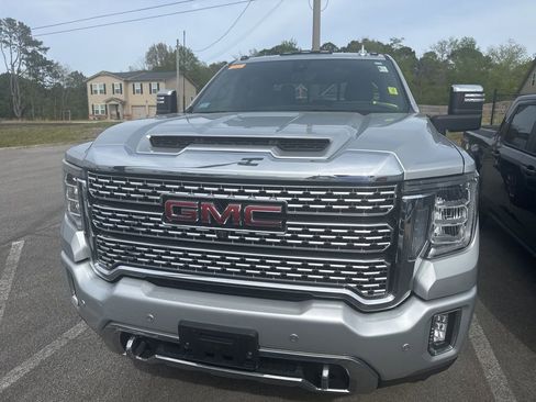 Used 2023 GMC Sierra 2500 Denali w/ Denali Ultimate Package AWD/4WD image 11