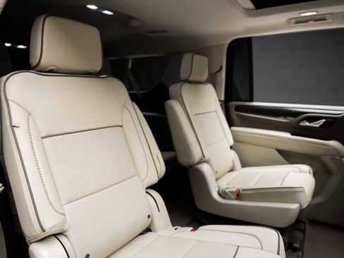 Used 2023 GMC Yukon XL Denali image 63