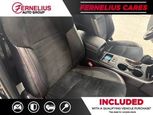 Used 2017 Toyota Camry XSE w/ Moonroof Package FWD image 27
