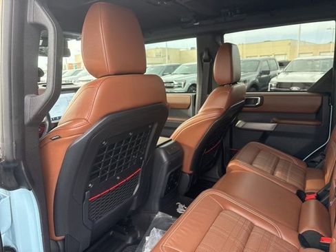 Used 2023 Ford Bronco Heritage Edition AWD/4WD image 21