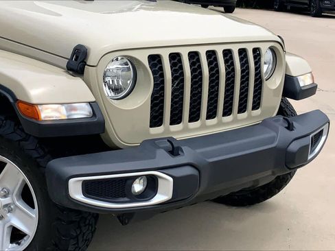 Used 2020 Jeep Gladiator Sport w/ Quick Order Package 24S AWD/4WD image 29