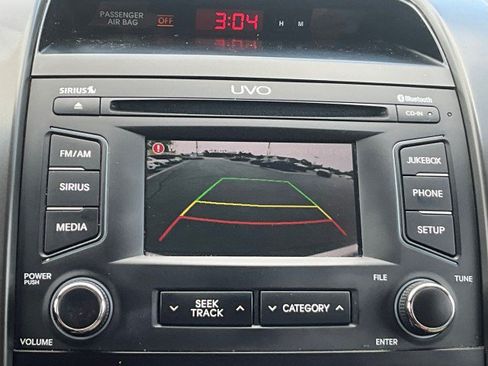 Used 2013 Kia Sorento LX w/ Convenience Pkg FWD image 20