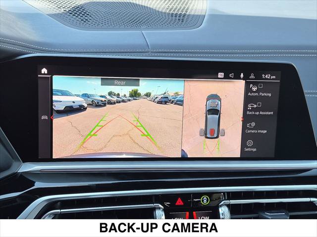 Used 2020 BMW X7 xDrive40i w/ Premium Package AWD/4WD image 19