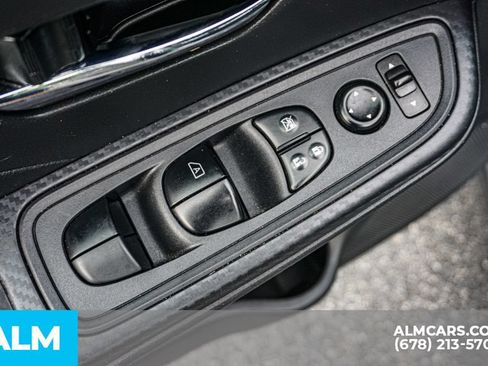 Used 2024 Nissan Versa SV FWD image 45