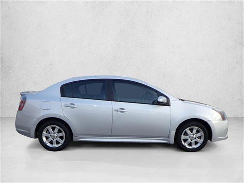 Used 2012 Nissan Sentra 2.0 SR w/ Convenience Pkg image 4