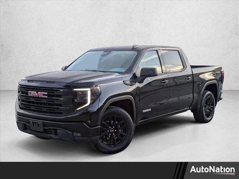 Used 2022 GMC Sierra 1500 Elevation image 1