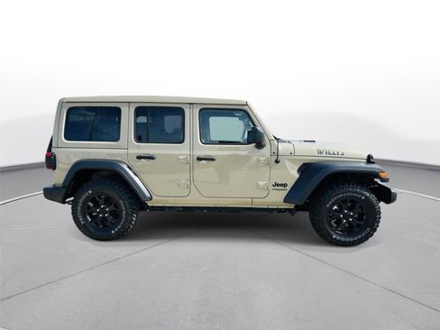 Used 2022 Jeep Wrangler Unlimited Sport image 38