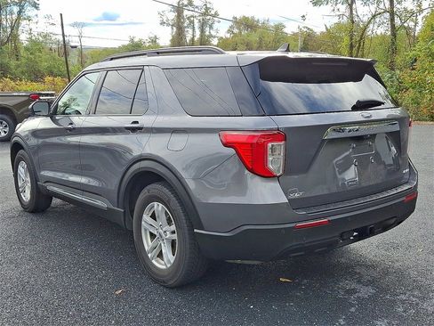 Used 2022 Ford Explorer XLT w/ Class IV Trailer Tow Package image 8
