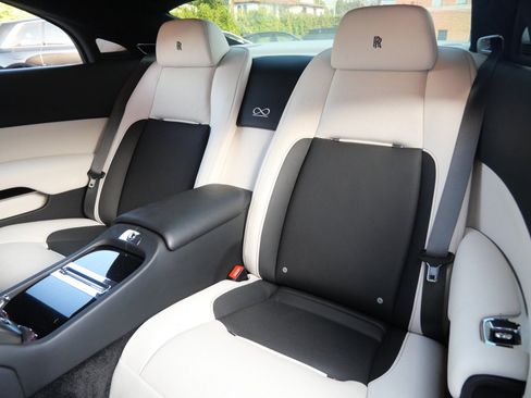 Certified 2017 Rolls-Royce Wraith image 8