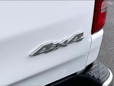 Used 2022 RAM 1500 Laramie w/ Off Road Group AWD/4WD image 24