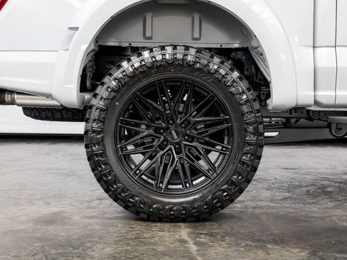 Used 2025 Ford F150 Raptor w/ Equipment Group 803A Raptor R AWD/4WD image 27