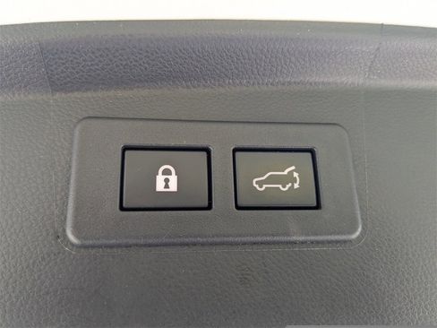 Certified 2022 Subaru Outback Premium image 13