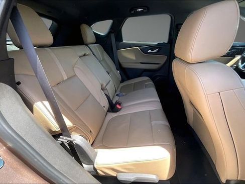 Used 2019 Chevrolet Blazer Premier w/ Driver Confidence II Package FWD image 25