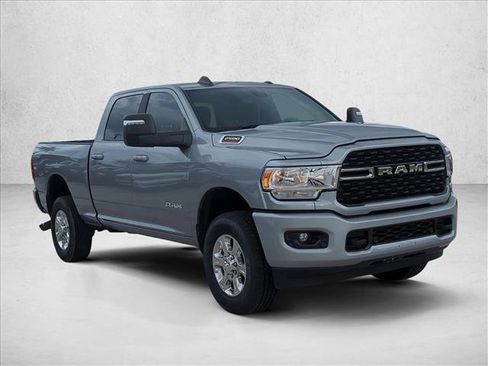 Used 2024 RAM 2500 Big Horn w/ Sport Appearance Package image 3