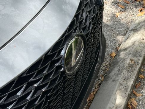 Used 2024 Lexus IS 350 F Sport RWD image 17