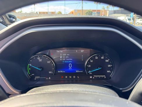 Used 2021 Ford Escape SE FWD image 16