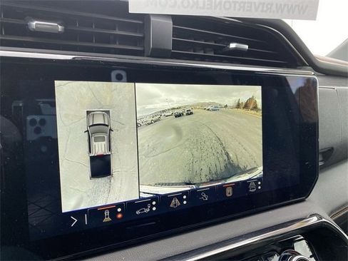 Certified 2024 GMC Sierra 1500 AT4 w/ Technology Package image 17