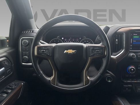 Used 2022 Chevrolet Silverado 3500 High Country AWD/4WD image 11