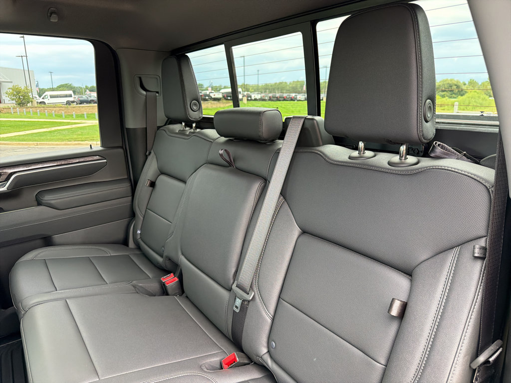 Used 2026 Chevrolet Silverado 3500 LTZ w/ Trail Boss Package AWD/4WD image 37