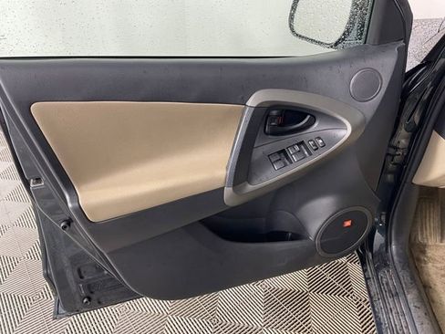 Used 2011 Toyota RAV4 Limited w/ Limited Extra Value Pkg image 11