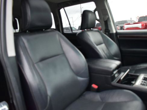Used 2017 Lexus GX 460 Premium AWD/4WD image 33