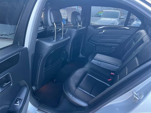 Used 2016 Mercedes-Benz E 350 4MATIC Sedan image 15